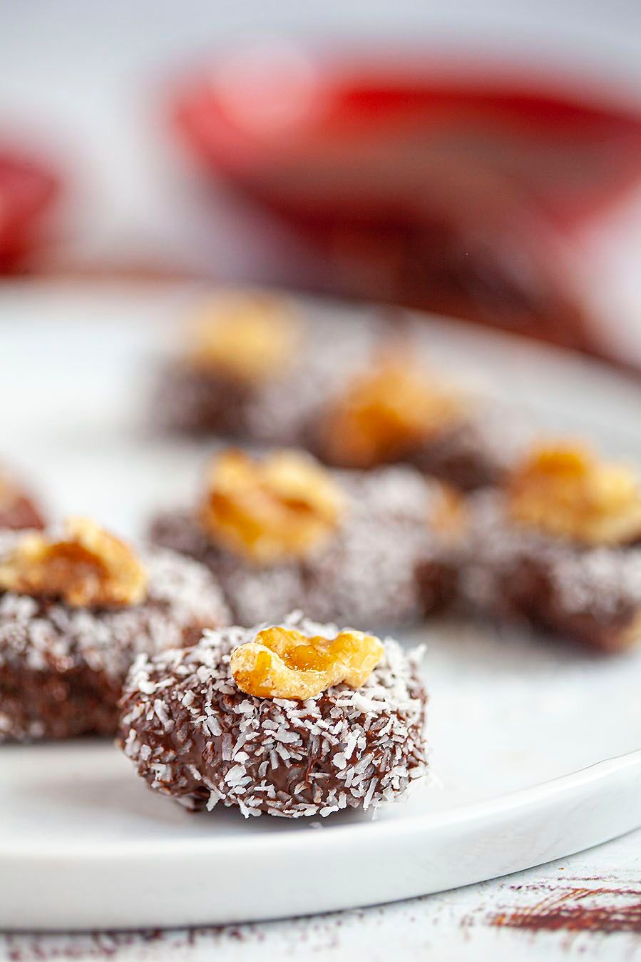 Gevulde dadels met amlou en kokos